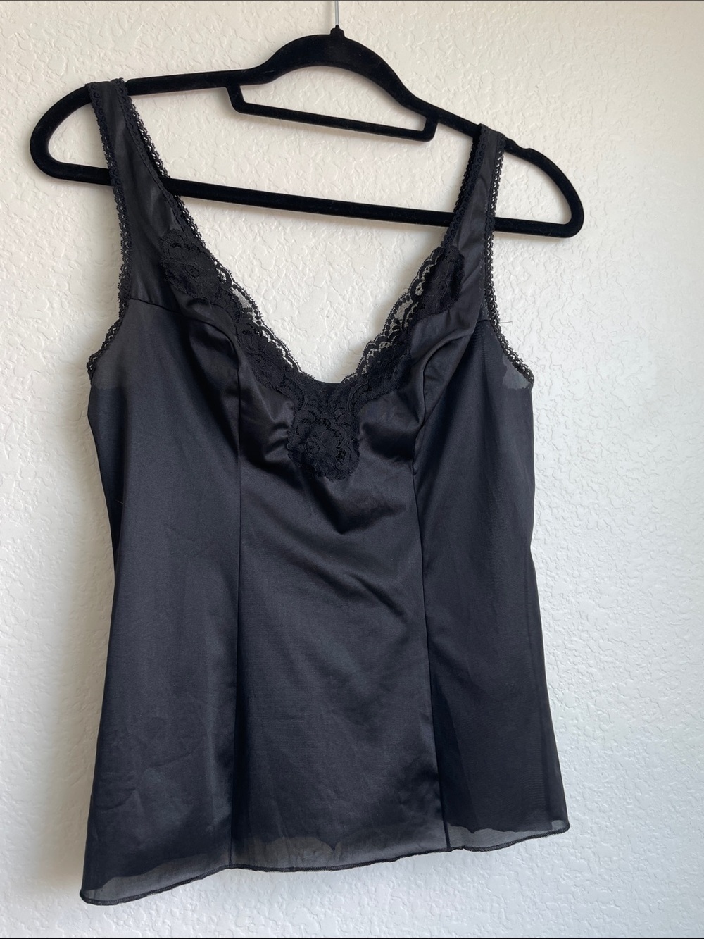 vassarette Black Satin Lace-Trim Camisole • Size 34 - Picture 9 of 11